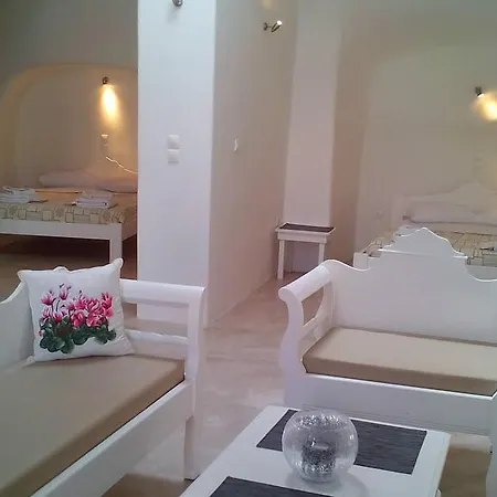 Aparthotel Filotimo Cave