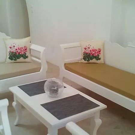 Aparthotel Filotimo Cave