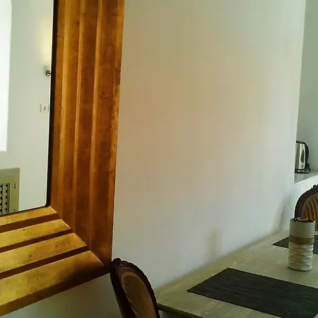Filotimo Cave Aparthotel