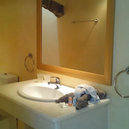 Aparthotel Filotimo Cave 3*