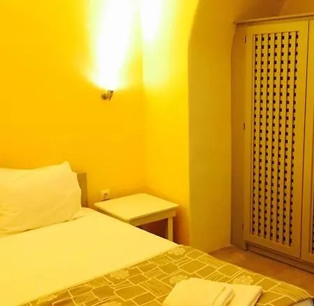 Filotimo Cave Aparthotel 3*