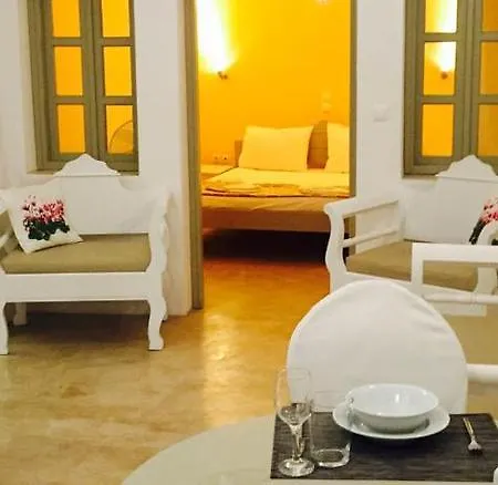 Filotimo Cave Aparthotel